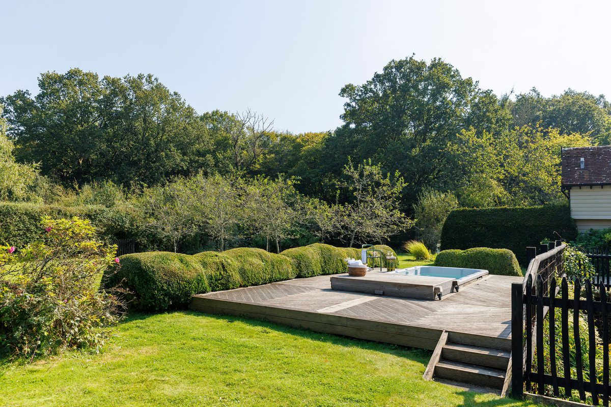 Foxlink West Sussex pool terrace and lawns